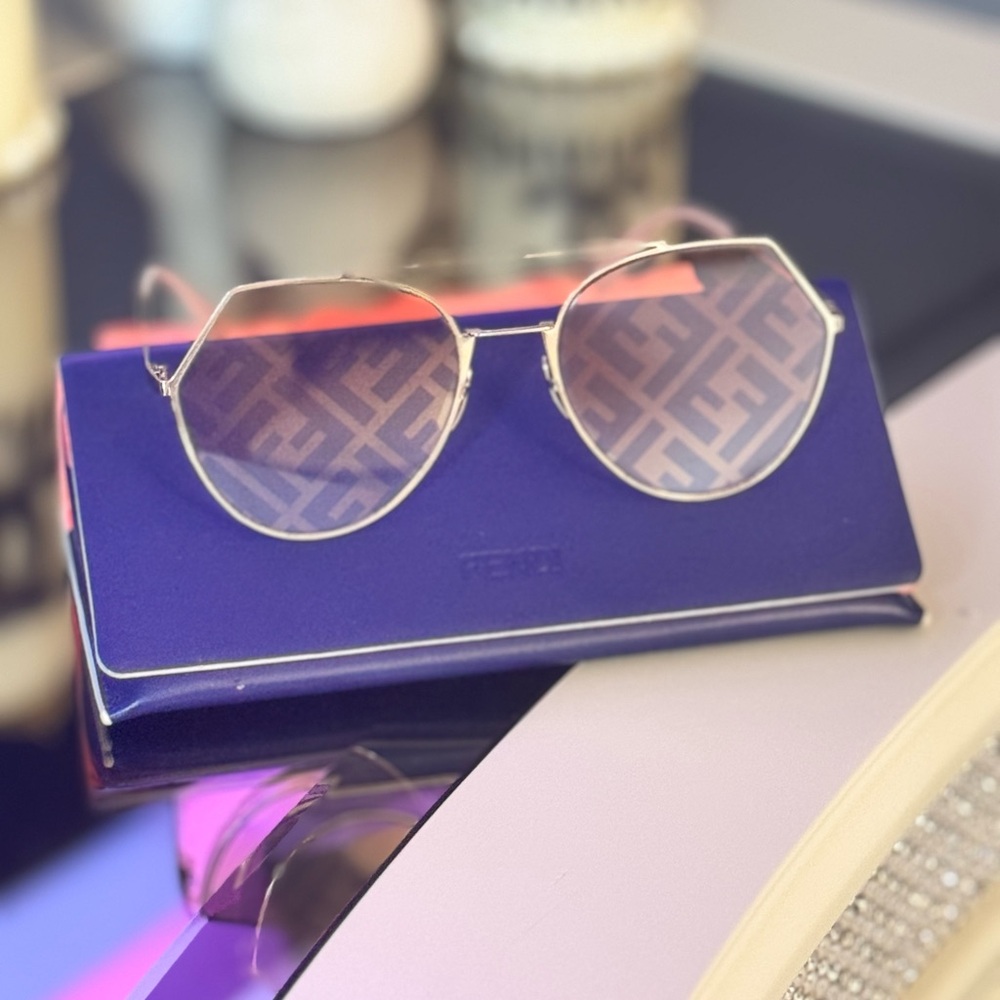 Fendi Eyeline Sunglasses